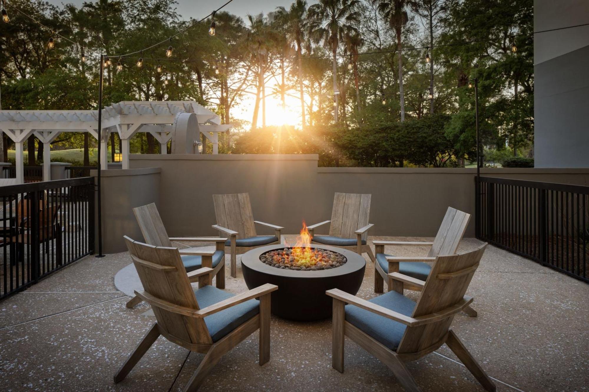 Courtyard By Marriott Sandestin At Grand Boulevard Miramar Beach Exterior photo